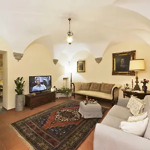 Via Dei Fossi Appartement Florence